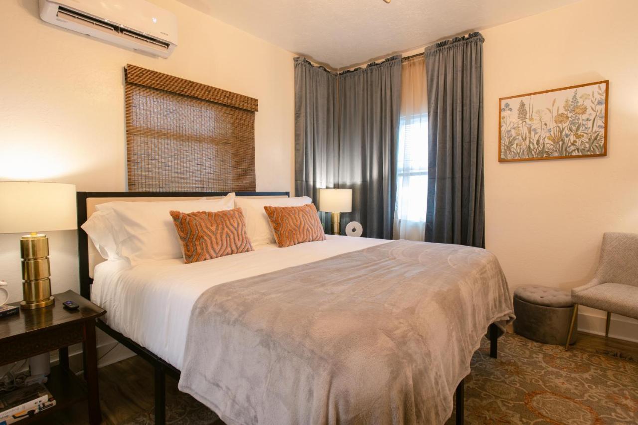 Oakdale Suites - Master Property Medford Esterno foto
